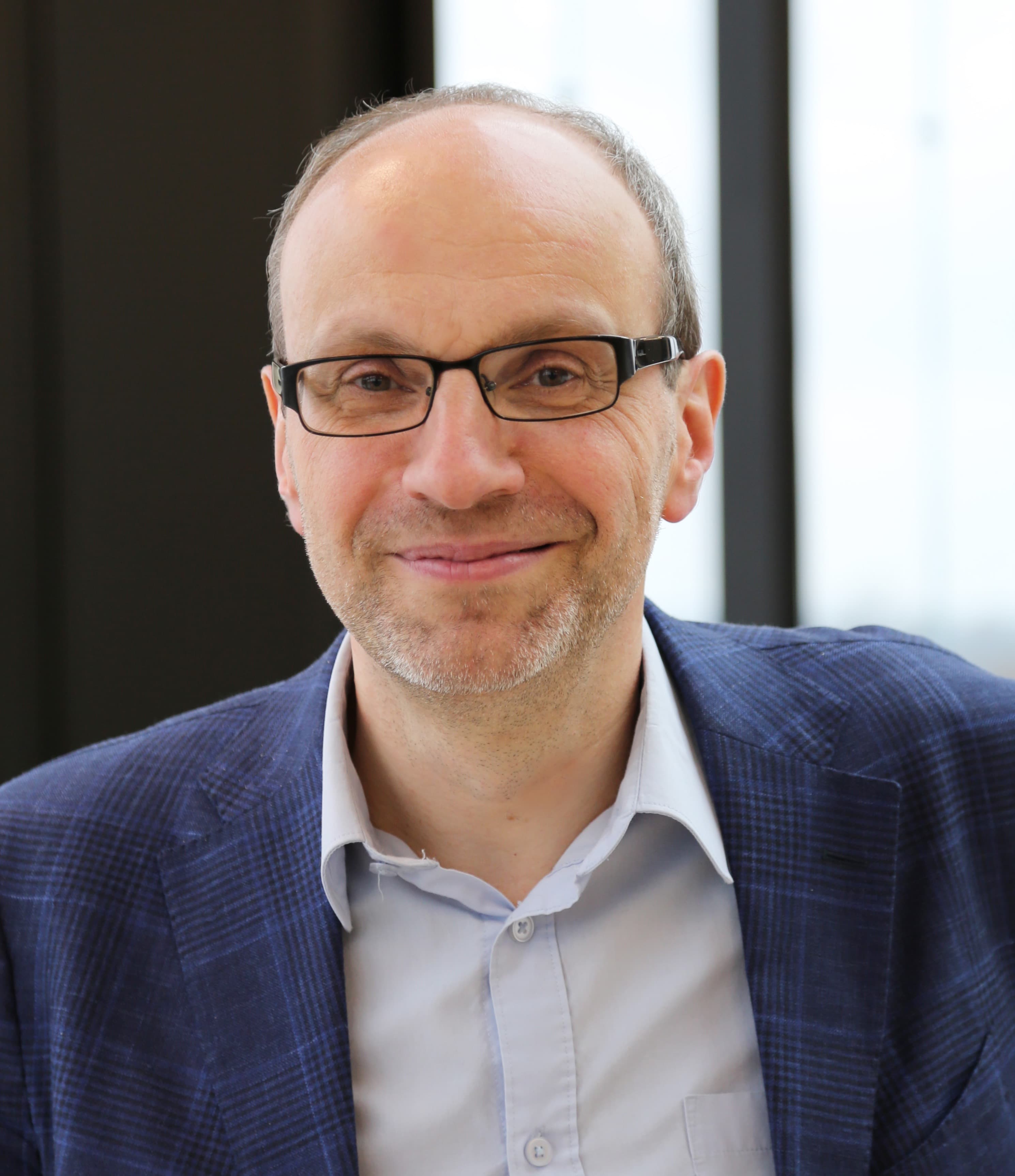 Prof Stefan Dercon